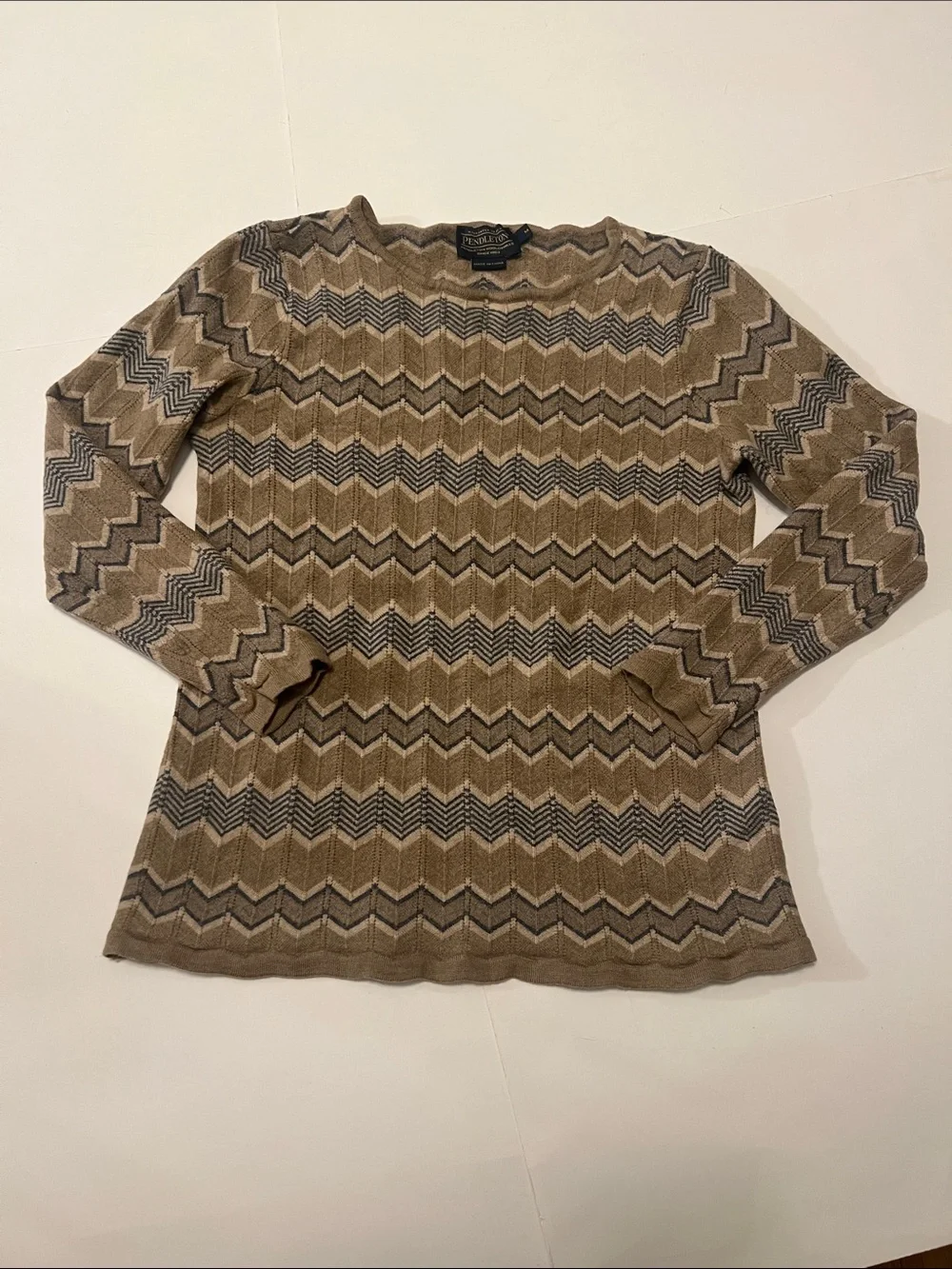 Pendleton Merino Wool Chevron Sweater Beige Taupe Gray Zig Zag M - FITS LIKE XS